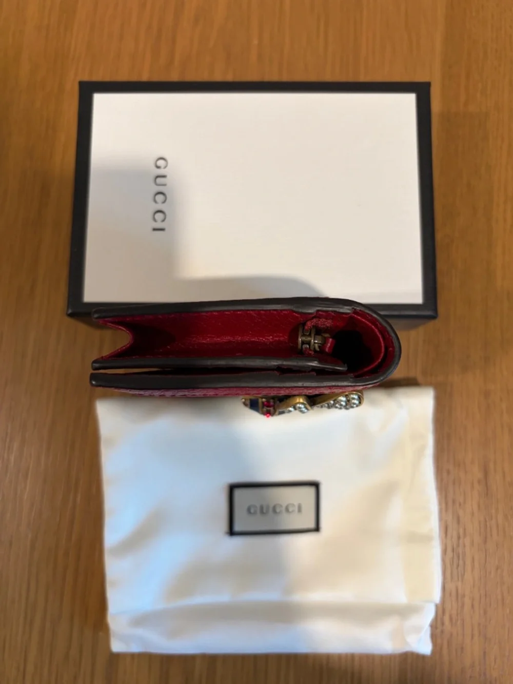 Gucci Queen Margaret Bee Supreme Canvas Wallet - Picture 6 of 11